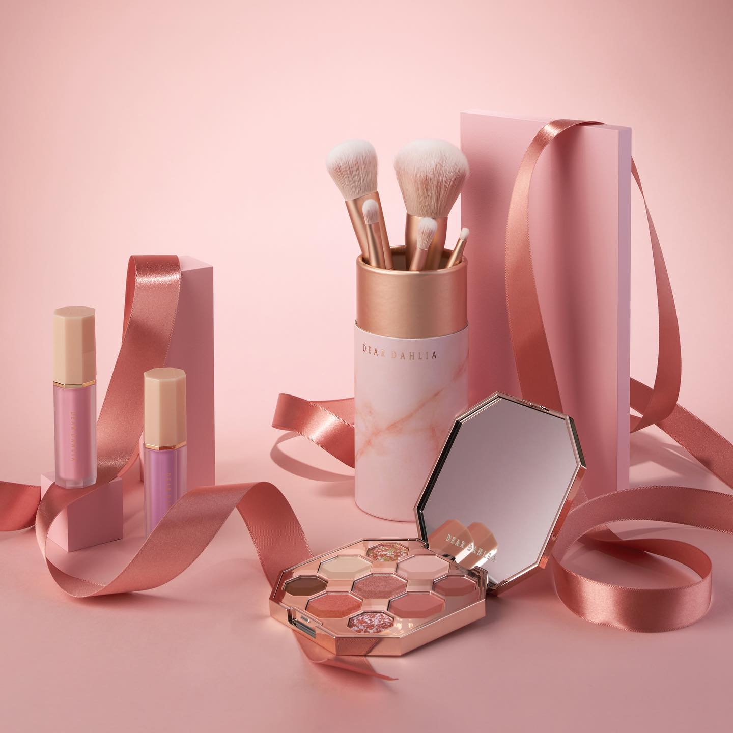 DEAR DAHLIA | Middle East Store - 300cbt | 삼백씨비티